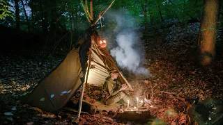 Bushcraft Tipi - Tarp Shelter - Light Rain - Pumpkin Lantern making - Campfire Cooking