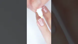 Micro French Manicure Nail Hack