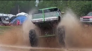 INSANE 1200HP BIG BLOCK SINGER SLINGER at MUDFEST!