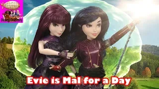 Evie is Mal for a Day - Part 59 - Descendants Star Darlings Disney