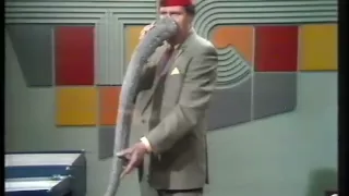 Tommy Cooper - his "Nose" routine