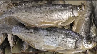 ИДЕАЛЬНЫЙ СПОСОБ ВЫМОЧИТЬ  СОЛЁНУЮ РЫБУ, Вяленая рыба,Как правильно засолить сколько вымачивать рыбу