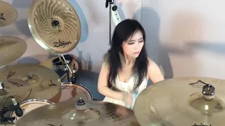 Iron Maiden - The Trooper - Drum cover (by Ami Kim) (essa coreana toca muiiitoo!!)