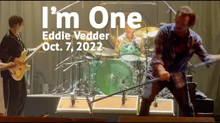 Eddie Vedder plays "I'm One" by The Who in Las Vegas (10/07/22) with The Earthlings. Dolby Live.