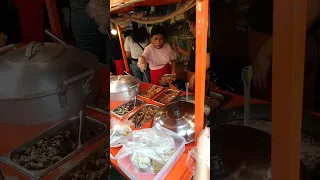 Pinilahan Ang Pansit Bato ni Kuya Mike sa likod Ng Muñoz Walter Mart