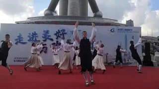 2019 Shanghai Tourism Festival - Kagu Kabujalakõsõ public show at the Oriental Pearl Tower