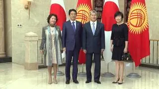 Встреча Атамбаева и Синдзо Абэ
