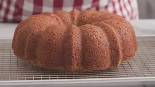 How to Make Apple Cider Donut Cake | The Pioneer Woman - Ree Drummond Recipes