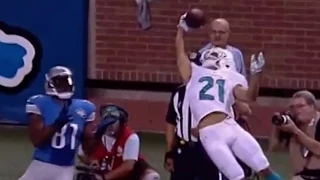 Dolphins' Brent Grimes Makes the Interception of the Year vs. Lions