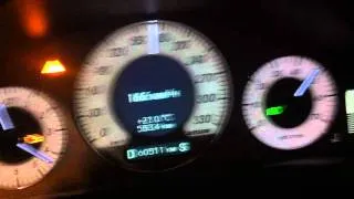 Mercedes E500 388ps 0-200 km/h