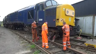 Class 37261 Caithness off track