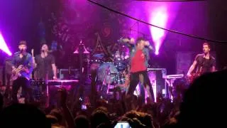 Viva La Vida / Charlie Brown - Coldplay - La Cigale Paris 31/10/11