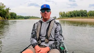 12 Miles ALONE On The River!! (No Food No Bait)