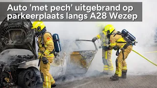 Auto in brand bij tankstation 't Loo A28 Wezep - ©StefanVerkerk.nl