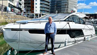 £550,000 Yacht Tour : Fairline Targa 40