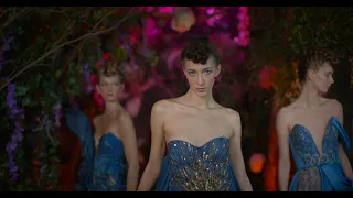 LA MÉTAMORPHOSE Couture Collection Spring Summer 2022 / Paris  Haute Couture Fashion Week