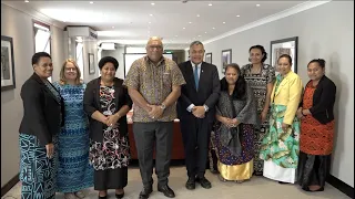 Fijian President receives a briefing from Fiji's High Commissioner to the United Kingdom