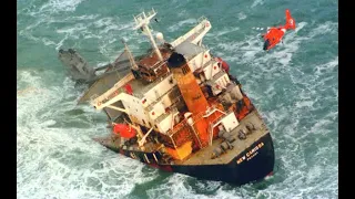 Top 10 Massive Ships Crashing on Giant Waves In Storm