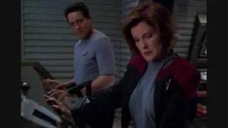 janeway and chakotay2