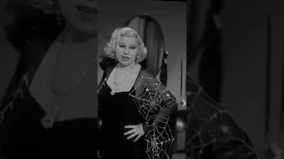 Mae West in I'm No Angel (1933)