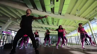 Alejandro Angulo LIVE with Salsation® at HAMBURG IN PINK - Dance for the cure