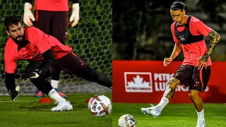 Darwin Nunez And Salah vs Alisson Becker Shooting Training | Manchester United vs Liverpool