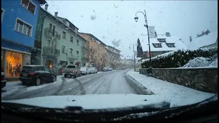 Tarvisio (Udine) sotto una fitta nevicata di aprile | Video realizzato con  Dash Cam il 13/04/2023