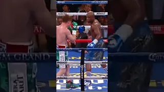 Cancelo low-blow Mayweather after he got him angry during fight.