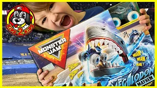 Monster Jam Toy Trucks - Megalodon Mayhem Playset - UNBOXING (with FREESTYLE HIGHLIGHTS!)