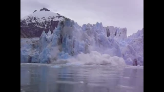 Huge Iceberg Tsunami