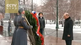 Putin attends Defender of the Fatherland Day