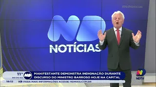 Manifestante demonstra indignação durante discurso do Ministro Barroso