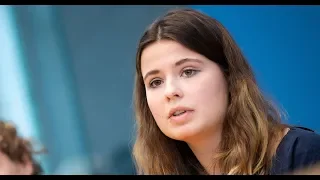 FRIDAYS FOR FUTURE: Luisa Neubauer findet klare Worte zum Klimaschutz