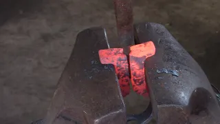 Blacksmithing - Getting Started: Vertical filing vise Part II. Forging & benchwork. #helpingannalisa