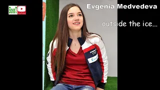 👸 Evgenia MEDVEDEVA - Outside the ice | За катком (03/2017) [Photoset]