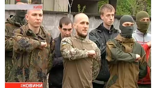 60 добровольців батальйону "Азов" вирушили у зону АТО