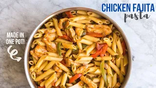 ONE POT Chicken Fajita Pasta - ready in 30 minutes | The Recipe Rebel