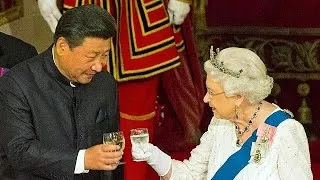 Βρετανία: Το μικρόφωνο πρόδωσε τη Βασίλισσα Ελισάβετ - «Αγενείς οι Κινέζοι»