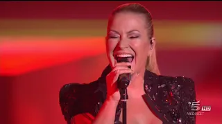 Anastacia - Lifeline & I'm Outta Love at Intimissimi On Ice Operapop (2014)