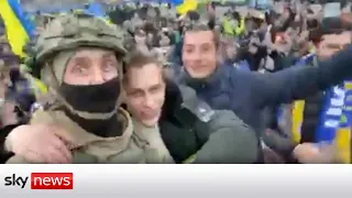 Ukraine War: Jubilation as Ukrainian troops move into Kherson