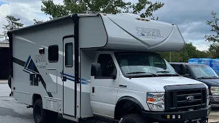 E450 toy hauler w/bike ramp