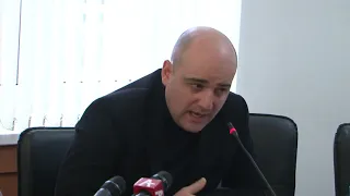 Дмитрий Дбар   Весь Сухуми говорит о том, что пару дней назад похитили человека, требуют выкуп в раз
