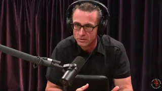 Joe Rogan - Chuck Palahniuk on Pushing Boundaries