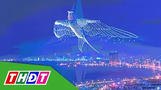 Hơn 1.600 drone light vẽ tranh trên bầu trời Nha Trang | THDT