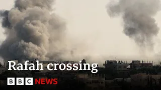 Airstrike hits area of Rafah crossing at Gaza-Egypt border - BBC News