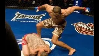 Жозе Альдо vs Каб Свонсон удар коленом  в прыжке  |  Jose Aldo vs Cub Swanson jumping knee