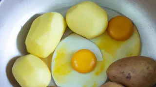 Add Egg With Potatoe Its So Tasty/ Simple Breakfast / Healthy Cheap & Tasty Snacks/Egg Recipe