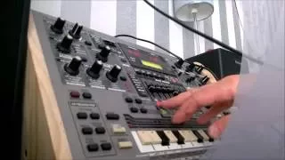 Roland MC-505 Groovebox live session