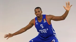 Dunk of the Night: Derrick Brown, Anadolu Efes Istanbul