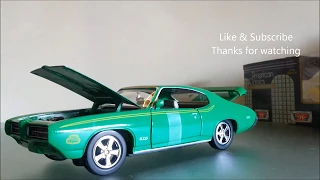 Motormax Pontiac GTO green 1/24 scale model die cast